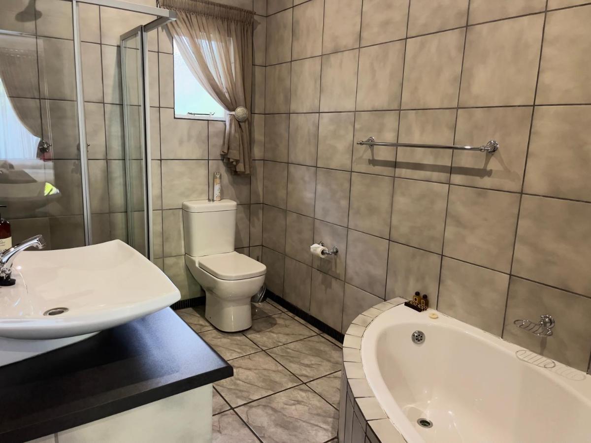 Border Close Guesthouse Upington Εξωτερικό φωτογραφία